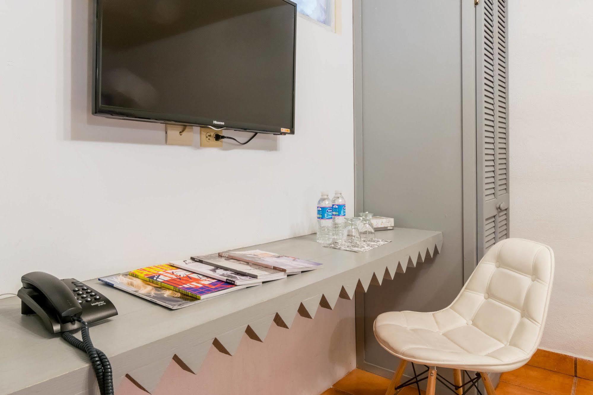Hotel Damiana Boutique ケレタロ エクステリア 写真